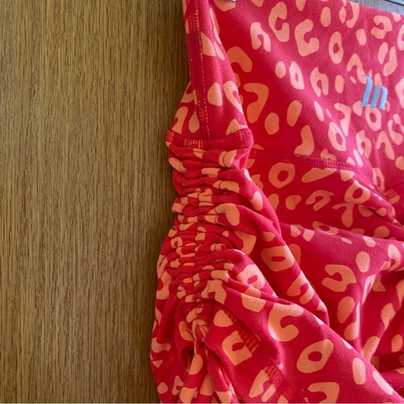 MUSCLE NATION • Signature Scrunch Tie Up Booty Shorts Red Cheetah Pattern - S - Picture 8 of 16